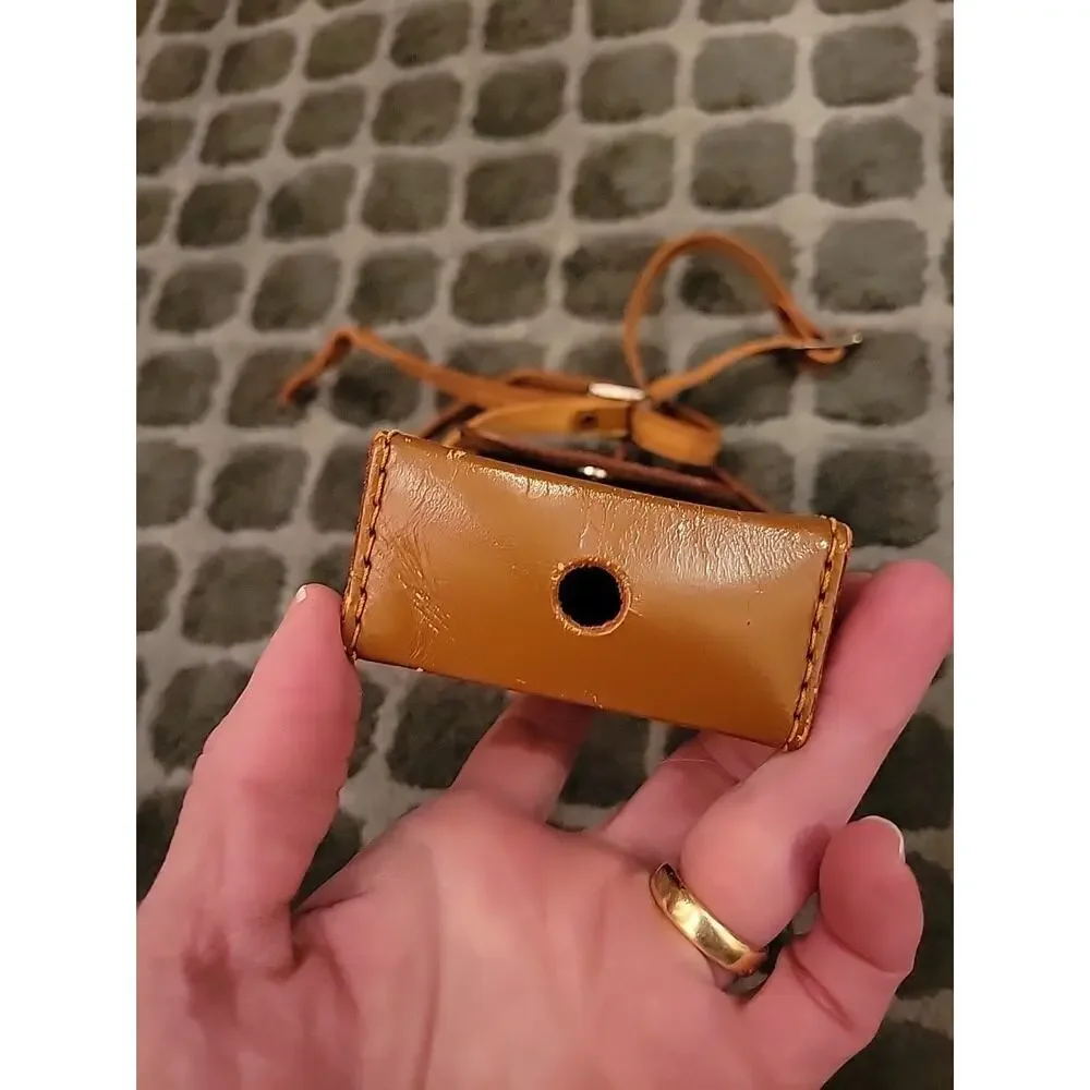 KAKO Vintage Leather Camera Flash Case With Strap